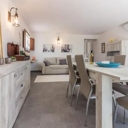 ヴィラ Cala Di Luce - Teloni サン・テオドーロ