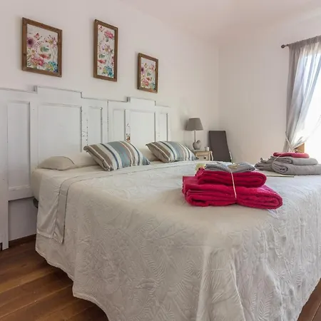 Cala Di Luce - Teloni サン・テオドーロ